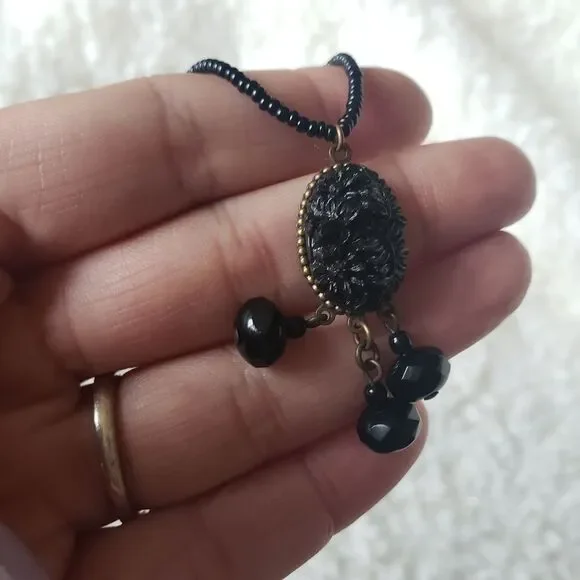 David Aubrey Black Seed bead Necklace - Picture 4 of 5